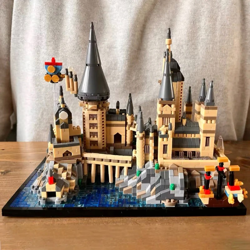 Magic Castle Building Block Set (2700+pieces)